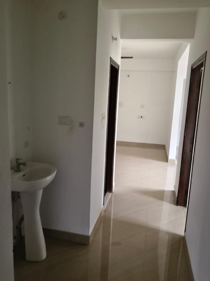 Unfurnished 3bhk in Lokhra, Guwahati, Assam, India for Rent
